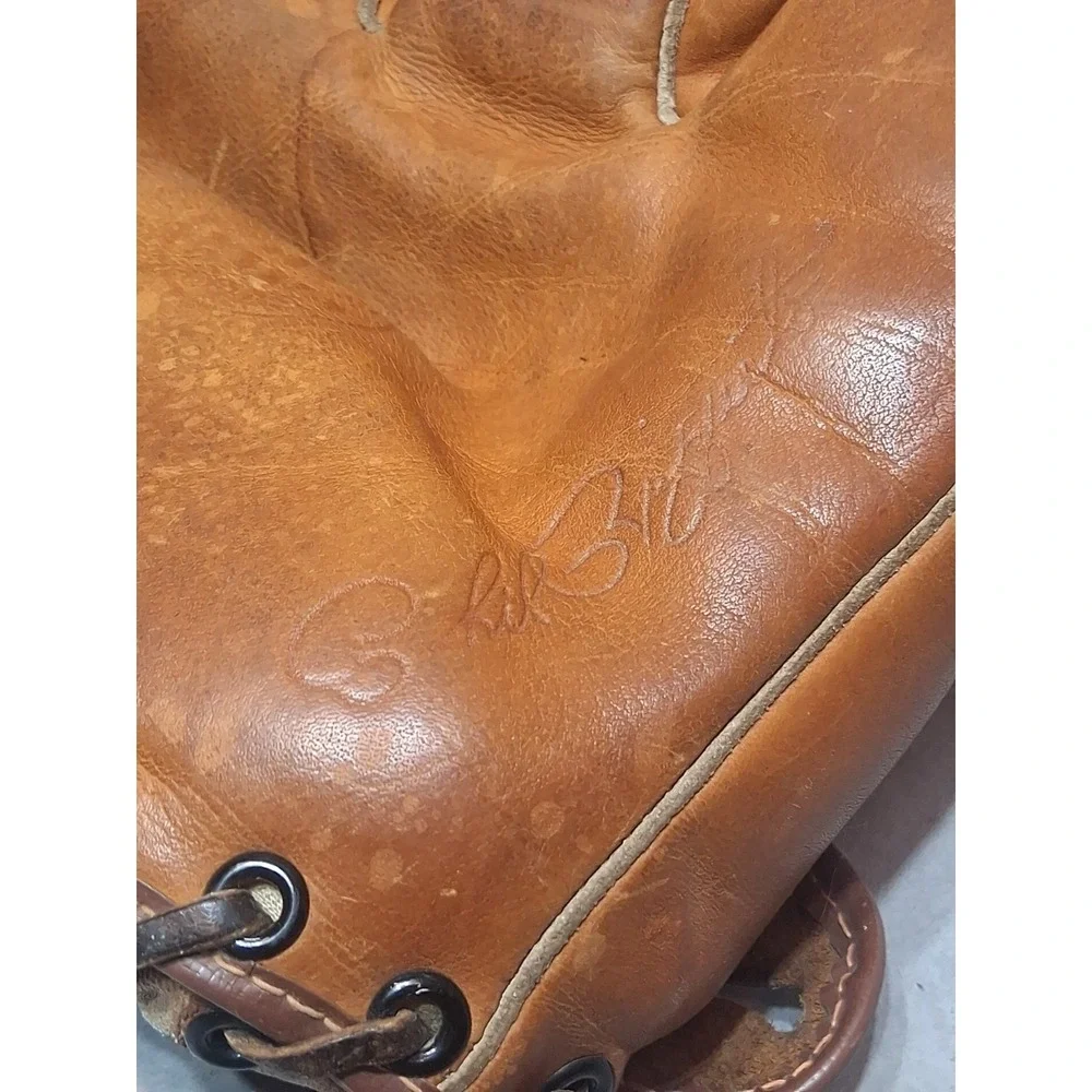 Phil Rizzuto Signature 4230 Vintage 3 Finger  Baseball Glove  - Pro Maker